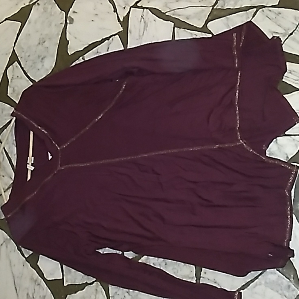 Shark-bite 🦈 Tunic - Picture 4 of 6